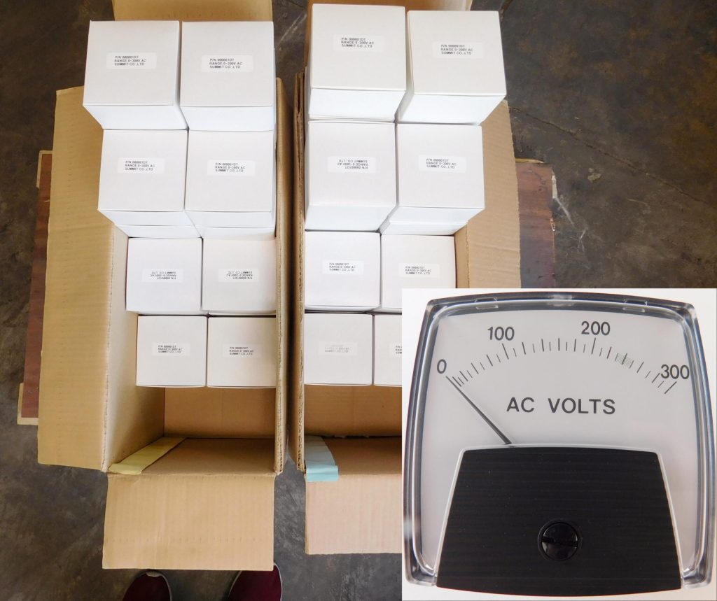 * HUGE NIB Lot of 80 !!! * Summit 000001DT Voltage Gauges 0-300VAC