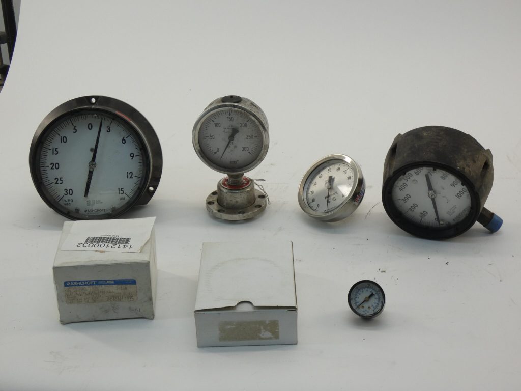 *Large Gauge Lot* Ashcroft and Wika Gauges