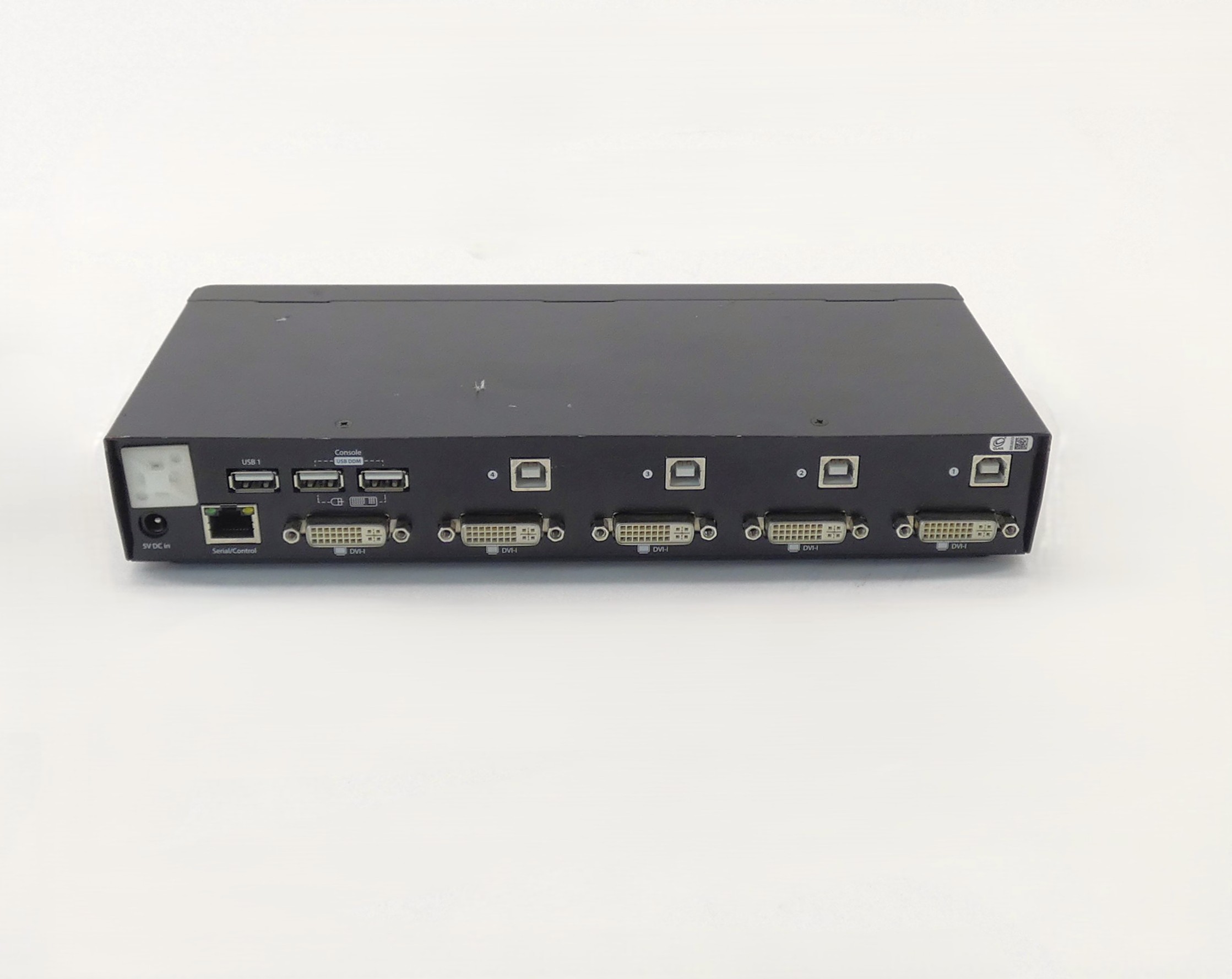 Startech Sv431dviuddm 4 Port Usb Dvi Kvm Switch 5.jpg Startech Sv431dviuddm 4 Port Usb Dvi Kvm Switch 5.jpg