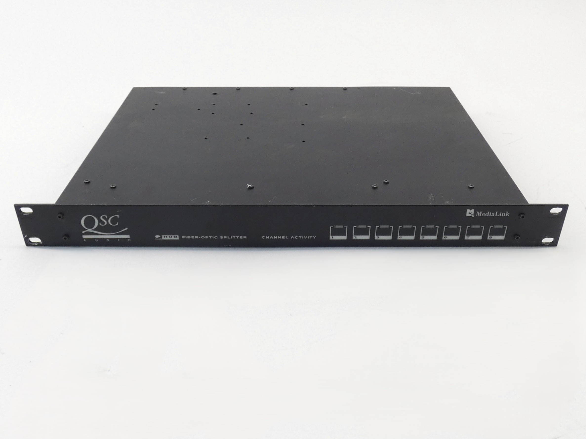 Qsc Q Hub Fiber Optic Splitter 90 270vac 50 60hz 2 1.jpg Qsc Q Hub Fiber Optic Splitter 90 270vac 50 60hz 2 1.jpg