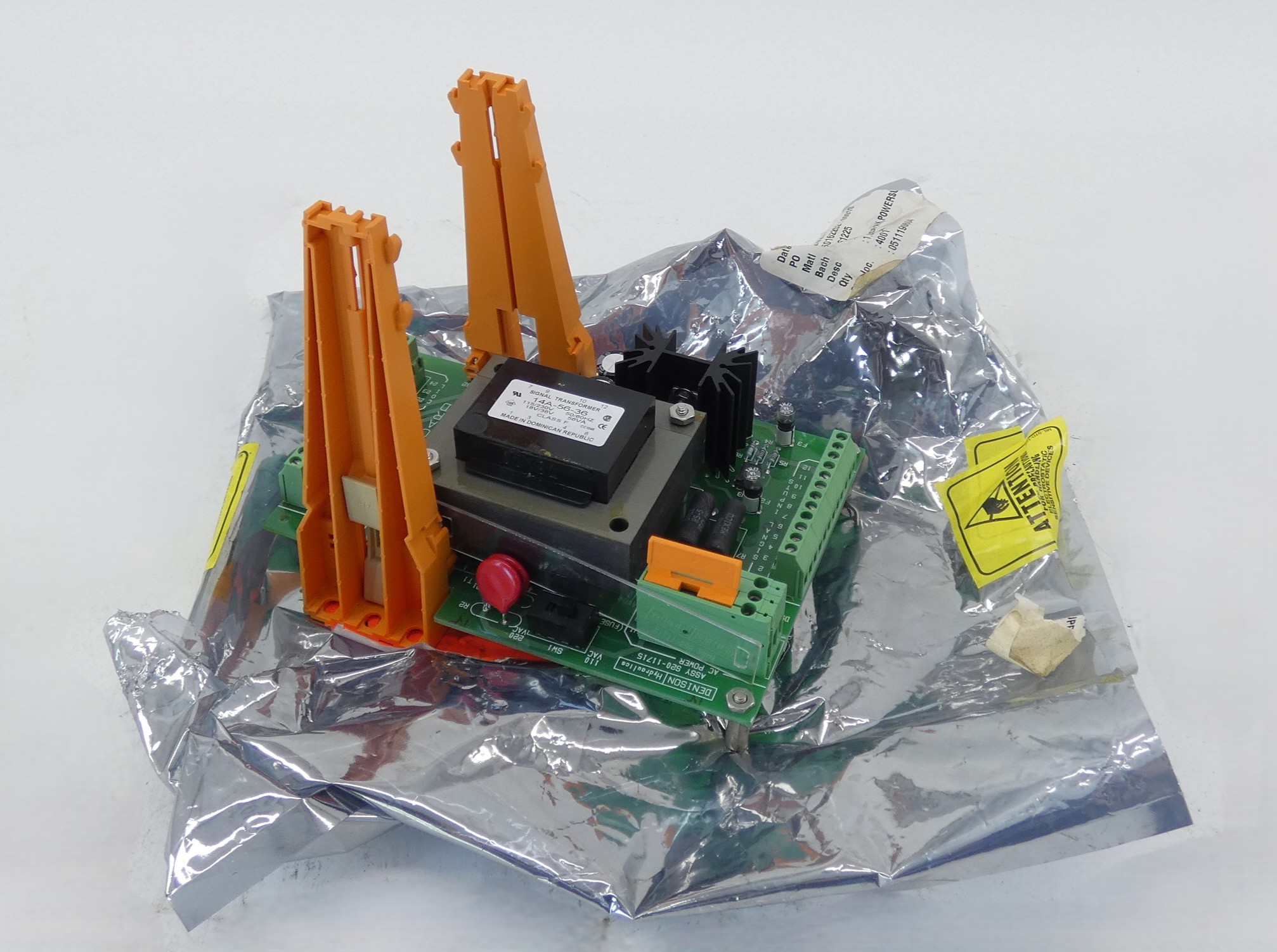 Dennison Hydraulics S20 11715 Jupiter Power Supply Accessory 110 220vac 50 60hz.jpg Dennison Hydraulics S20 11715 Jupiter Power Supply Accessory 110 220vac 50 60hz.jpg